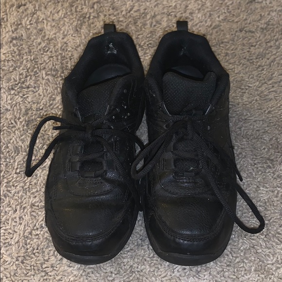SafetStep Nonslip Shoes - Picture 1 of 3